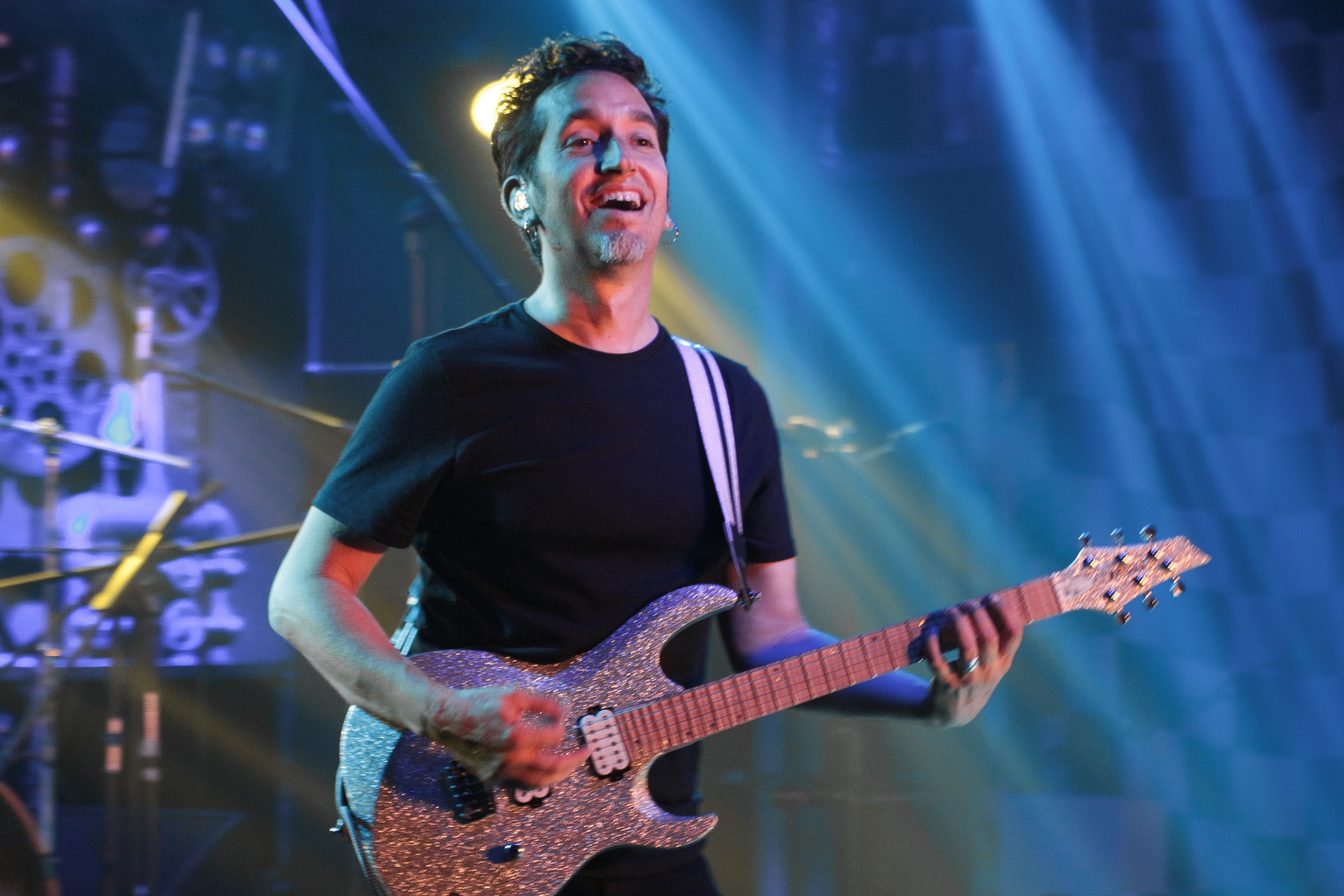 美国吉他大师neil zaza来华表演,在长春的某livehouse. - eppy