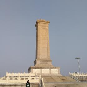 12月26日，一代伟人毛主席的诞辰，到北京毛主席纪念堂...