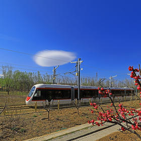 取景：开往春天的地铁——北京地铁西郊线，2017年12月...