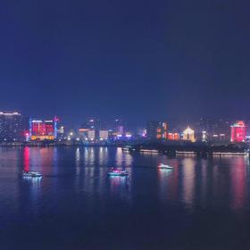 清远北江夜景，手机拍摄
