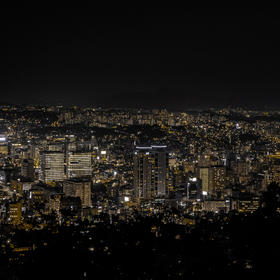 南山塔下首尔夜景  亲眼看到感叹真的好繁华...